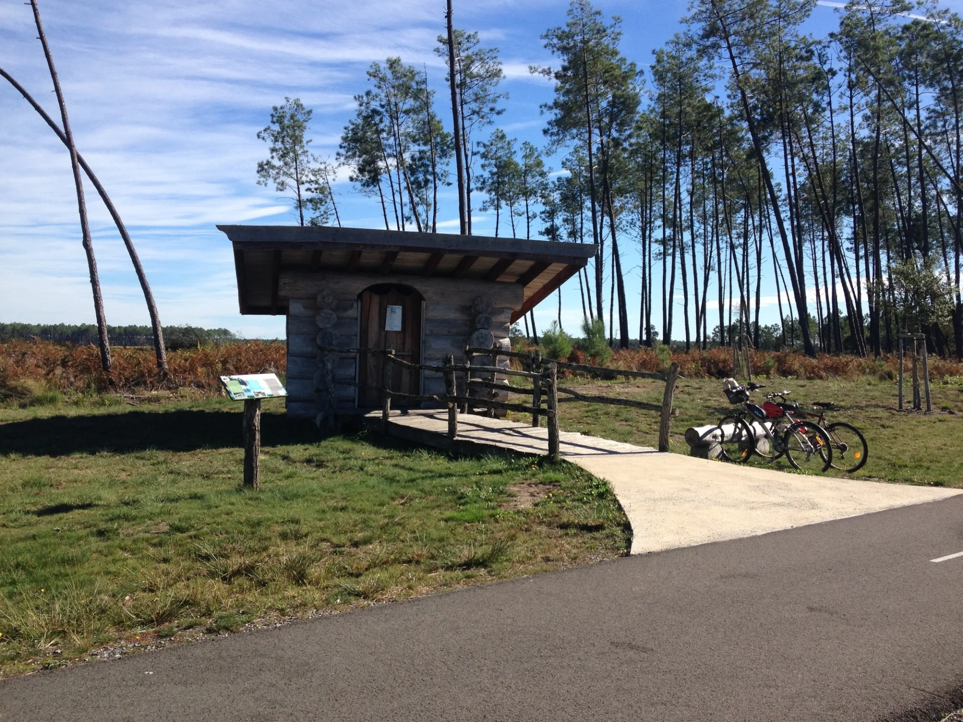 © FERNANDES Marie – LINXE – Piste cyclable Lo Camin de Hè et aire de repos (5)