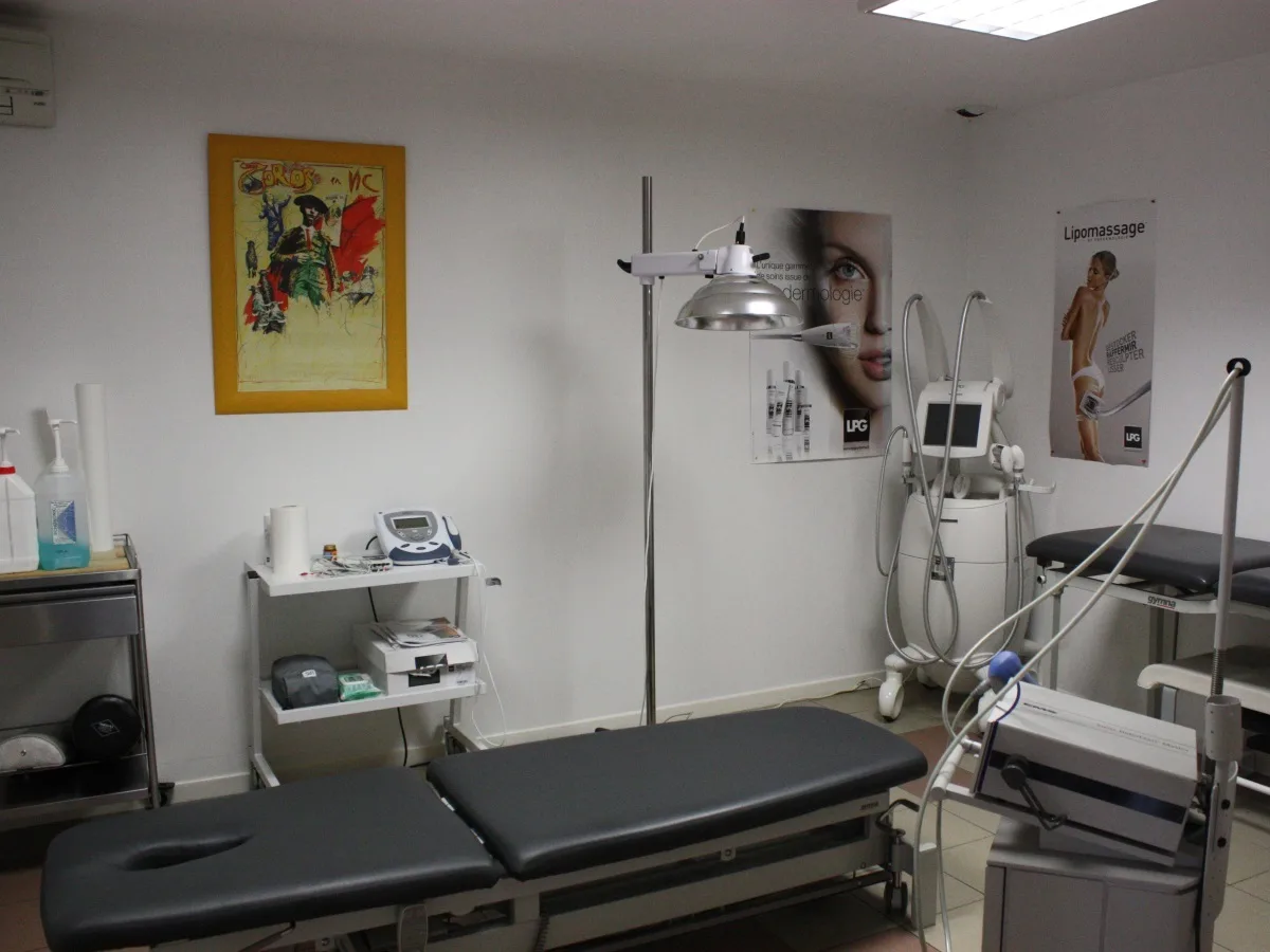 -Cabinet-Kine-De-Poumayrac-2015–2-