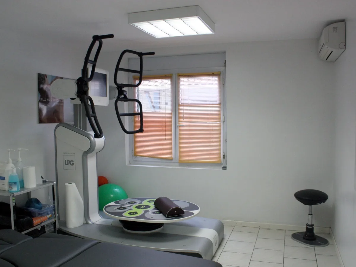 -Cabinet-Kine-De-Poumayrac-2015–4-