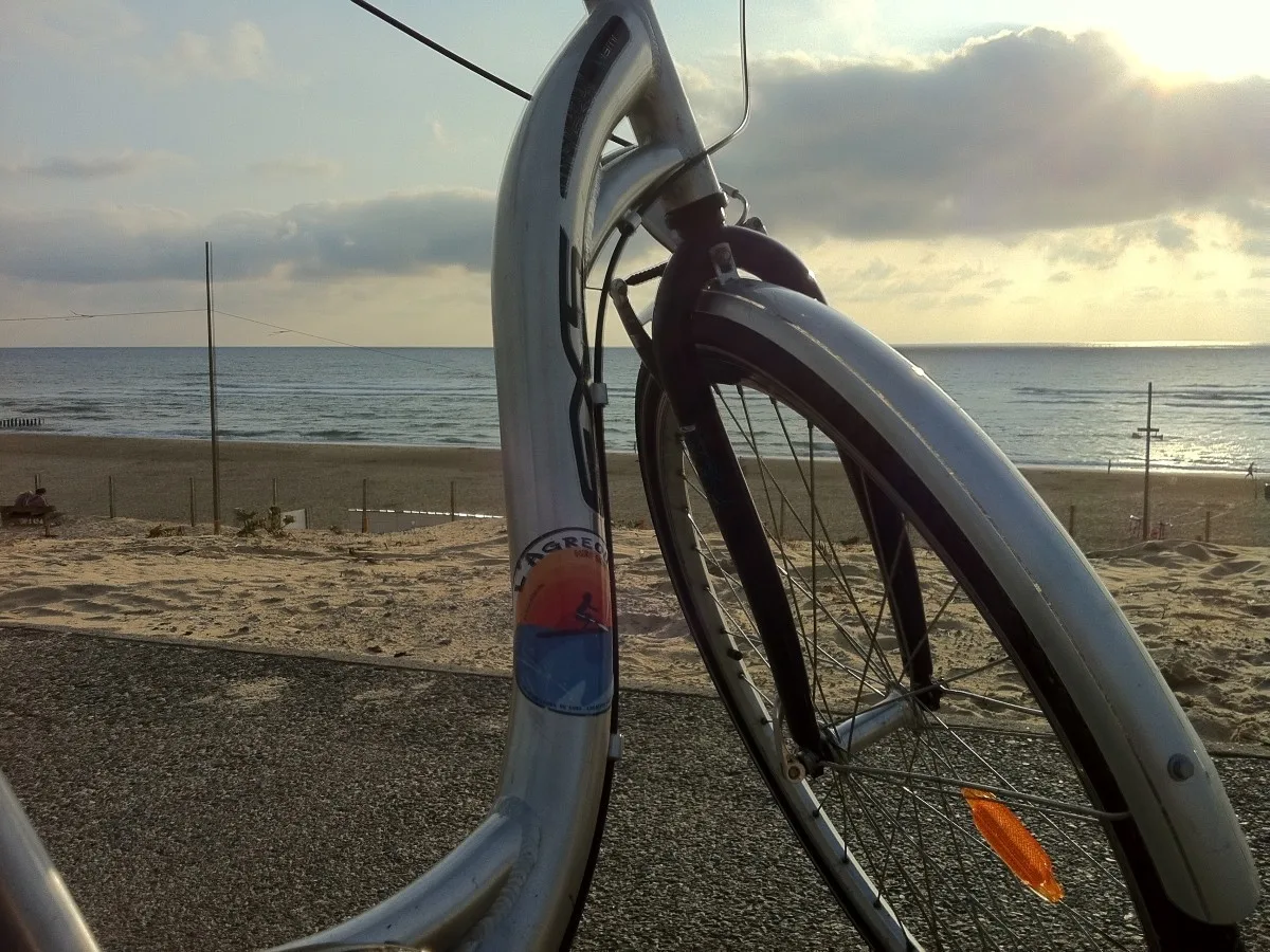 -L-Agreou-2015–10-