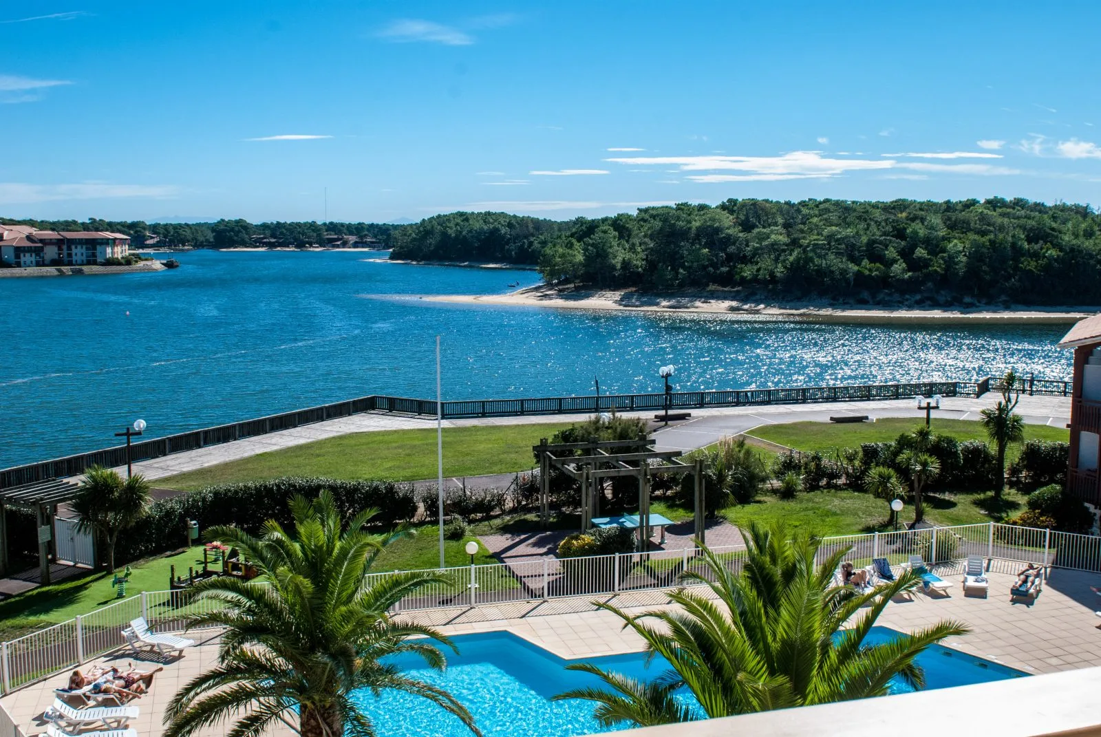 00-Boucanier-exterieurs-11