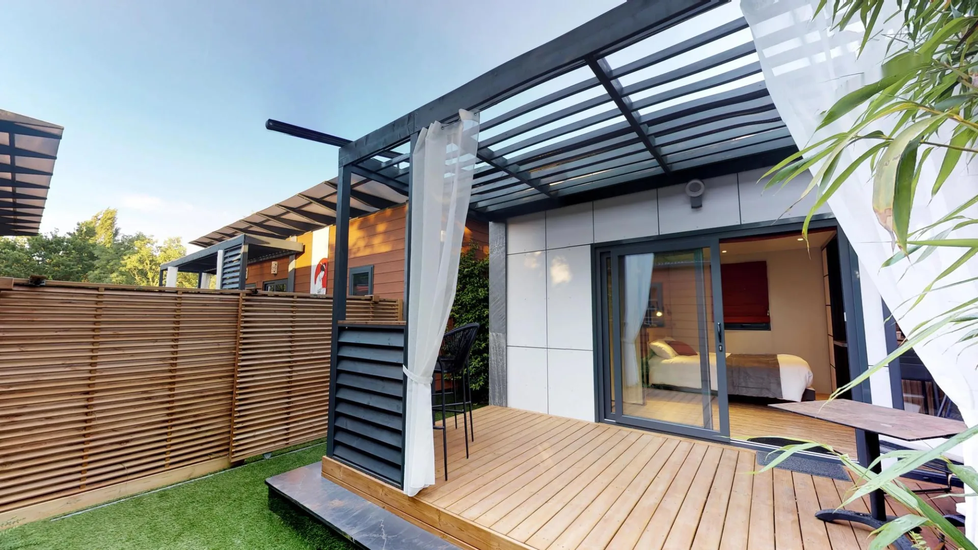 03-lesoreades-pagode-duo