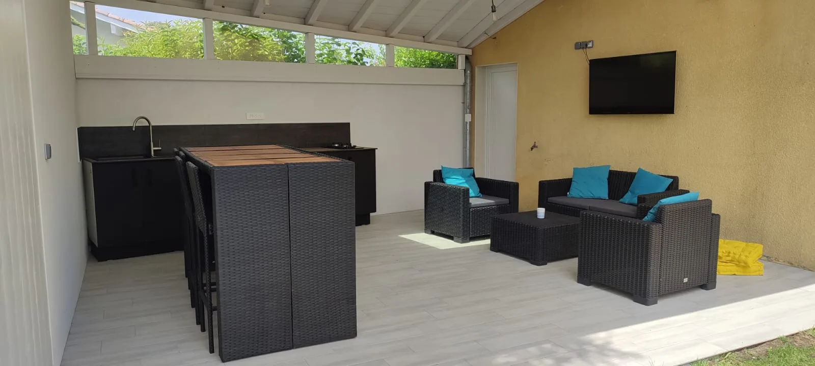 0479db86-2dc2-4d17-b849-076760d6aa3d