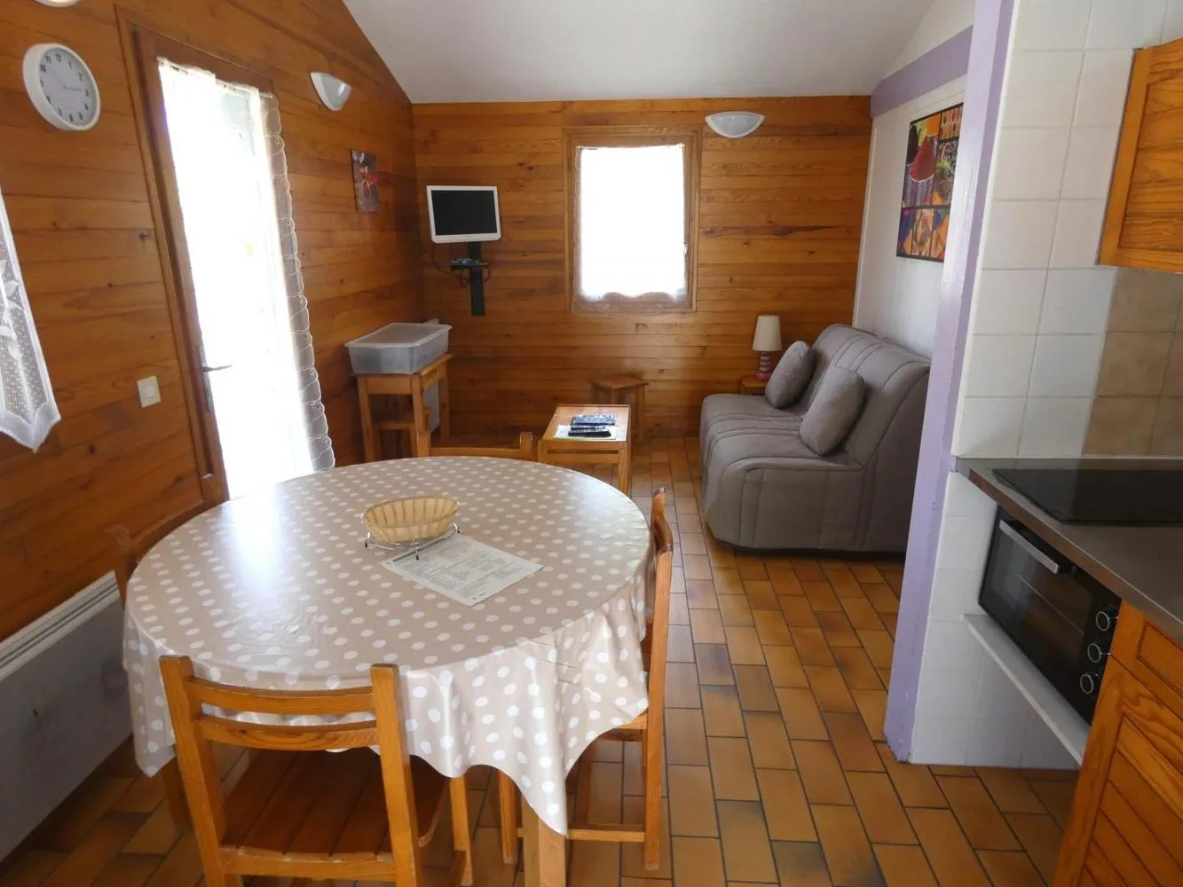 10221-3-a025298d1bf044d69782936a20e2da59