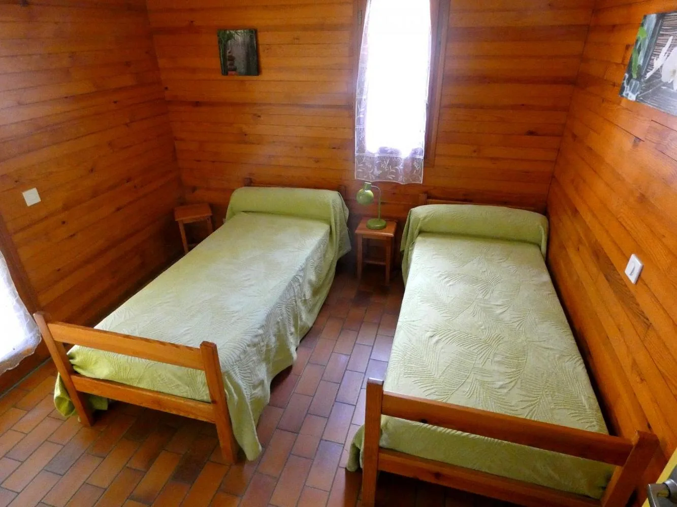 10227-4-fd5905b00df04e9f9740164ee621cd29