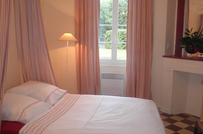 10365-5-1-098061a0803d4218b4ef11efc7bec0f5