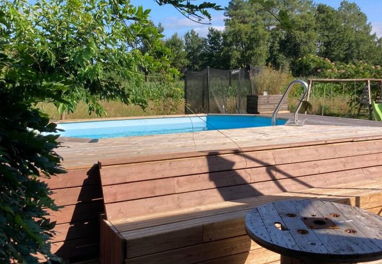 122-airial-thoumazic-azur-bnb1-HLOAQU040V50QGMO-size2048