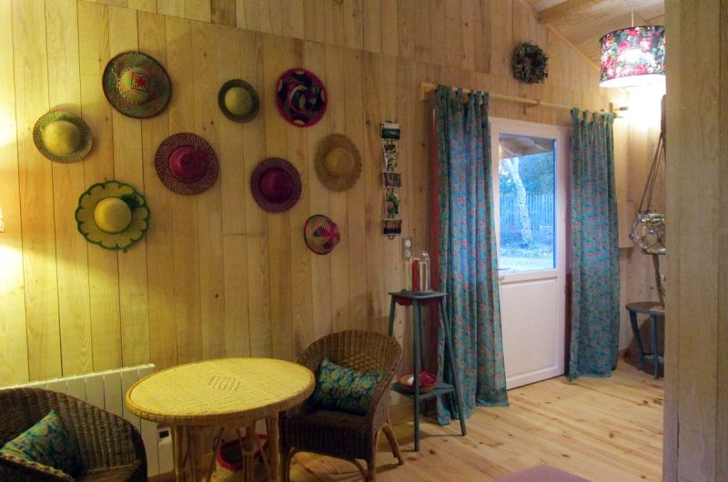 122-souvenirs-denfance-bnb1unit2-HLOAQU040V502XK2-size2048