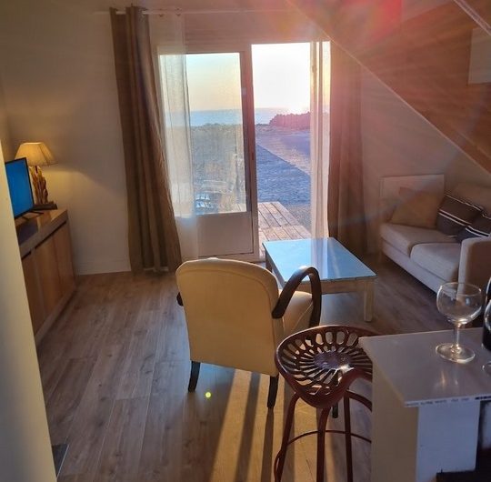 20220508_205844 (Copier)