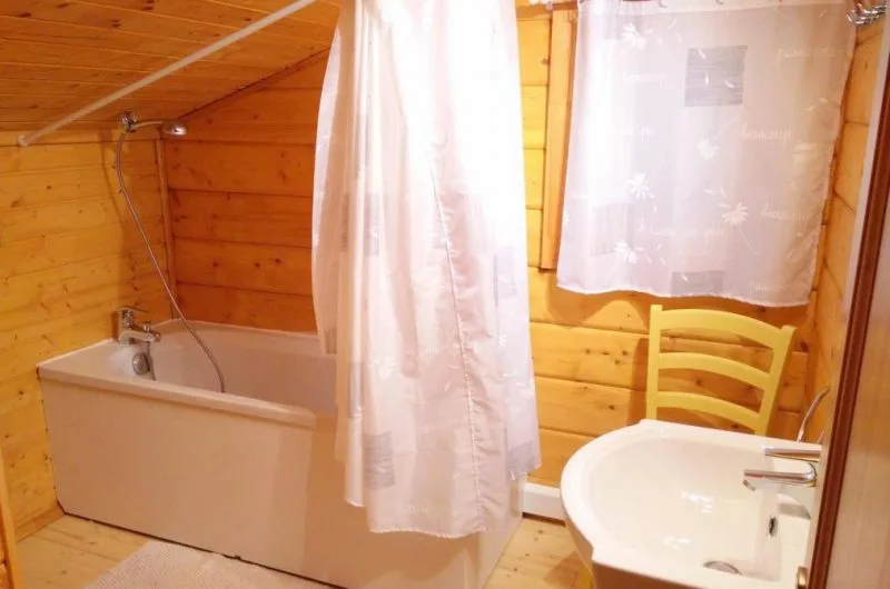 2023_baluhet (11) (Copier)