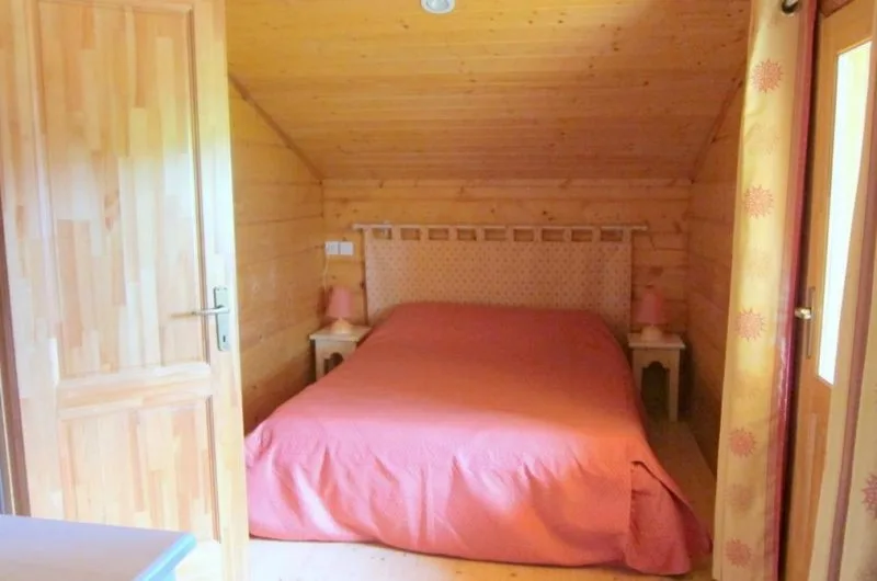 2023_baluhet (9) (Copier)