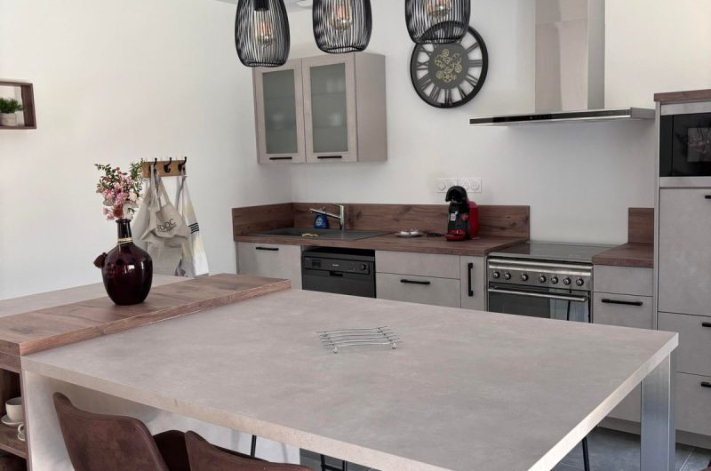 2024 – ROQU – Gîte de l’Estampon – Salon & Cuisine – ©OT Landes d’Armagnac – LT (7)