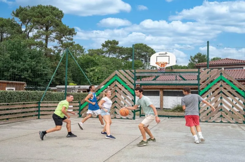 232_Camping_Landes_Ciela_Village_Lac_de_Biscarrosse_Basket