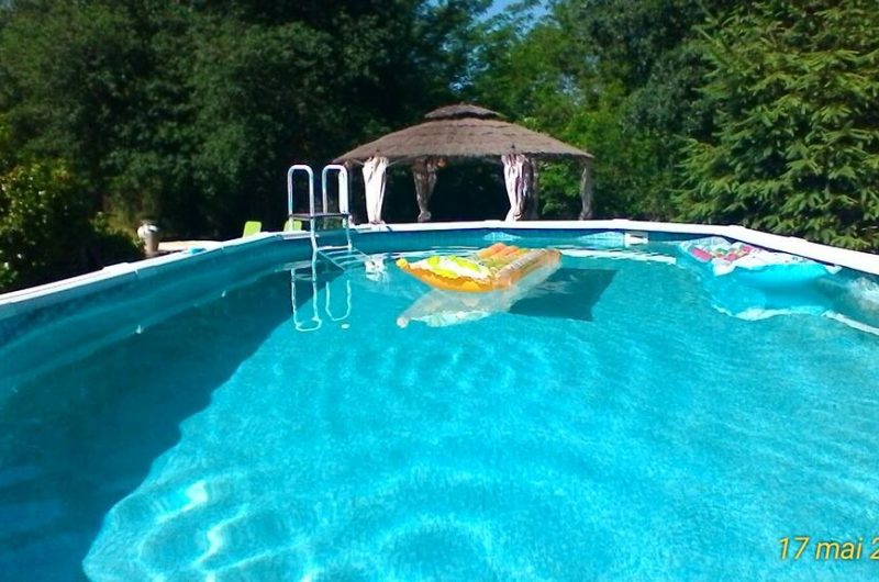 666953-le-clos-des-palombes-piscine-befe6e9ebf0447cab0bcfc49a8633c7a