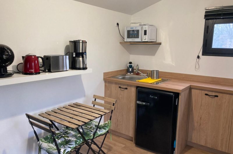 805262-copyrighter-5