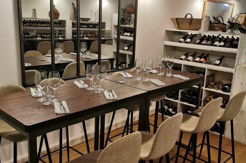 809490-la-cave-du-sommelier-54e6cb8ed57c43f4b8b862b100b6eb5e