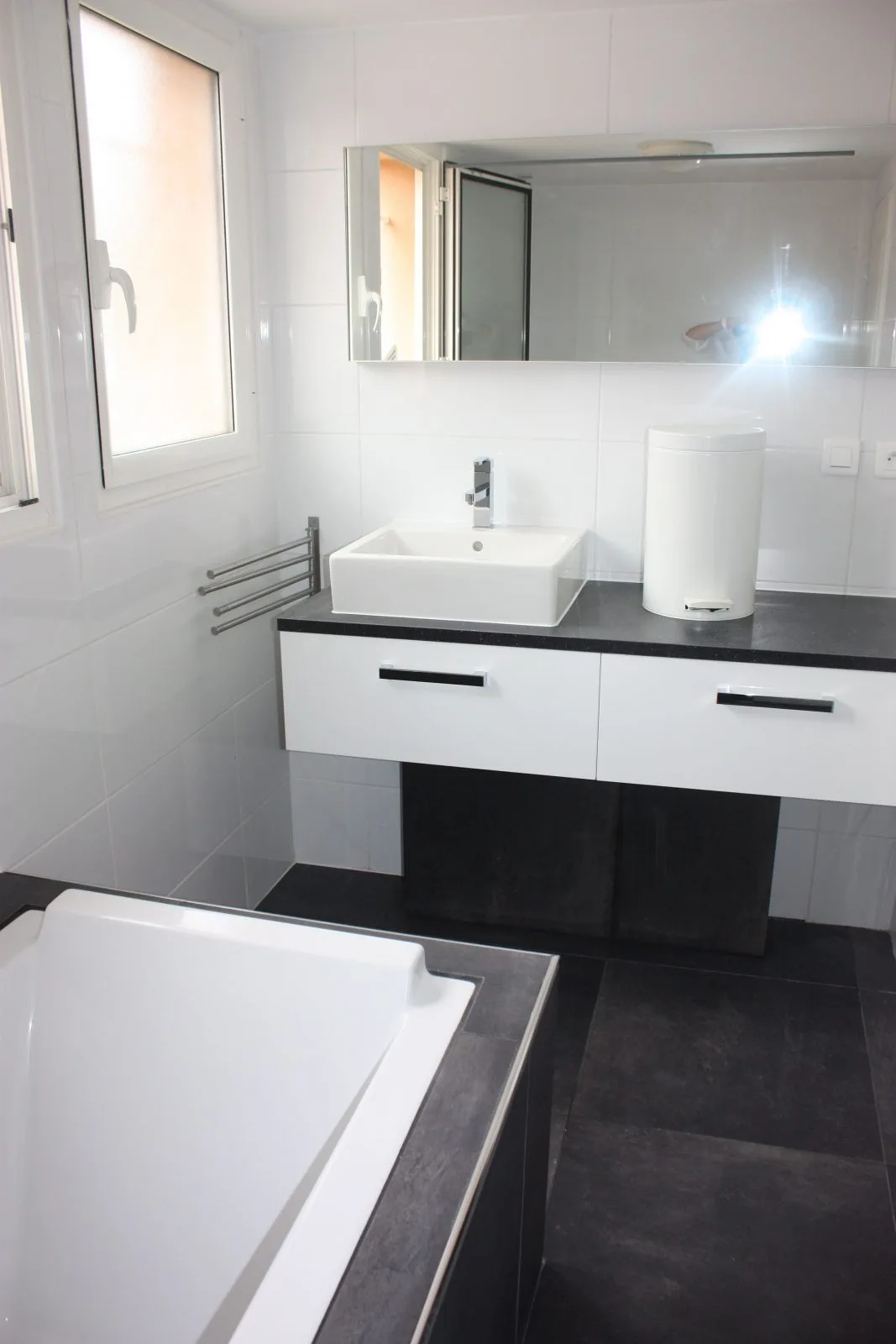 818—Salle-de-bain-RDC