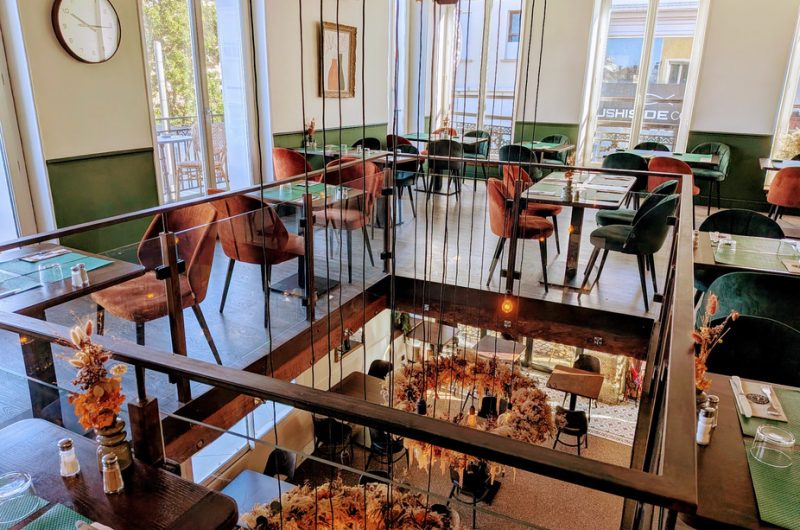 878921-la-regence-salle-restaurant-926×683