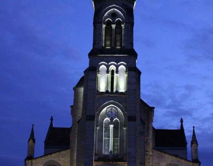 Abbaye de Maylis – Eglise Notre Dame de nuit