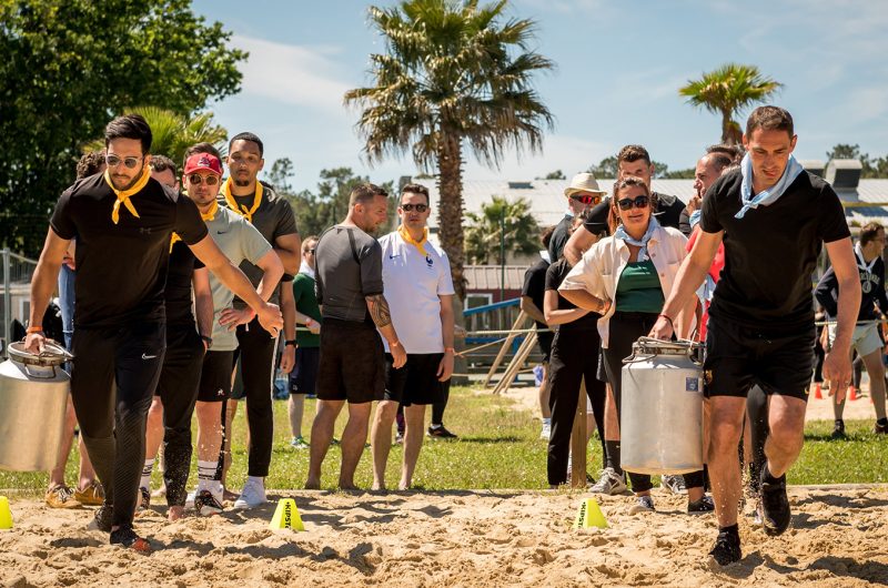 Arena-14-team-building