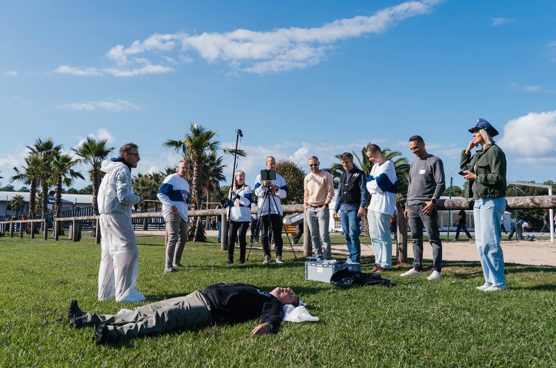 Arena-9-team-building