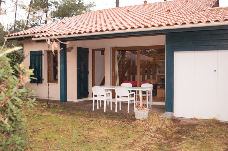 BACKELANDT-