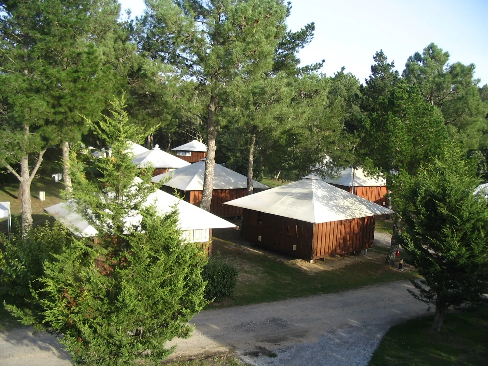 Camping-Les-Pins-Bleus