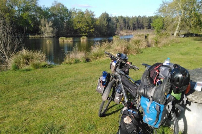 Camping des forges étang 2