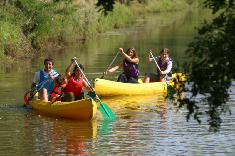 Camping-les-Pins-Bleus-Canoe
