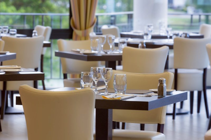 Hotel-du-Lac—Restaurant–8-