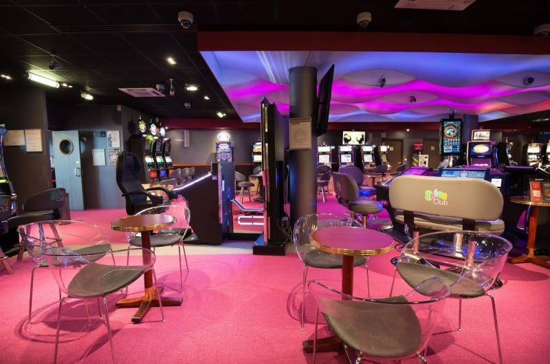 INTERIEUR-CASINO