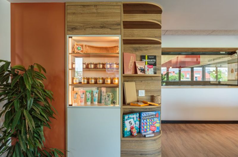 Kyriad_StPaulLesDax_20_réception