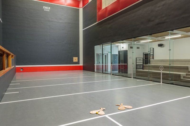 Kyriad_StPaulLesDax_27_trinquet