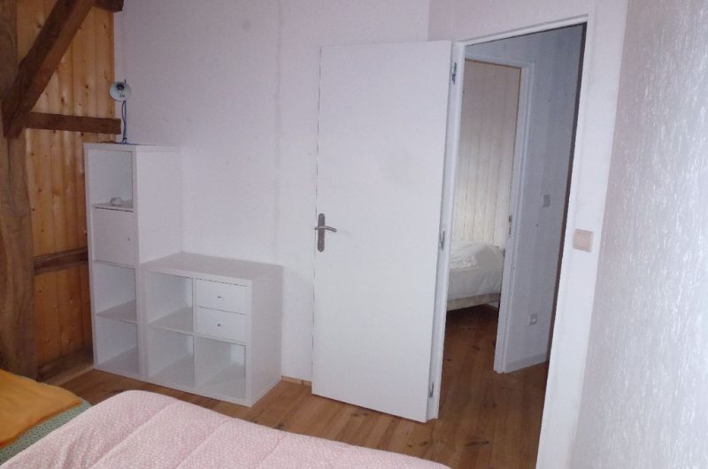 Moreau-Sanguinet-meublé-grange chambre3
