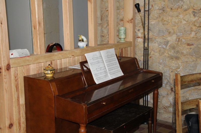 Odé – piano à votre disposition