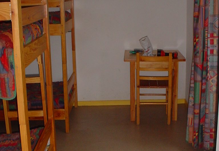 Ous-Pins-gite-chambres