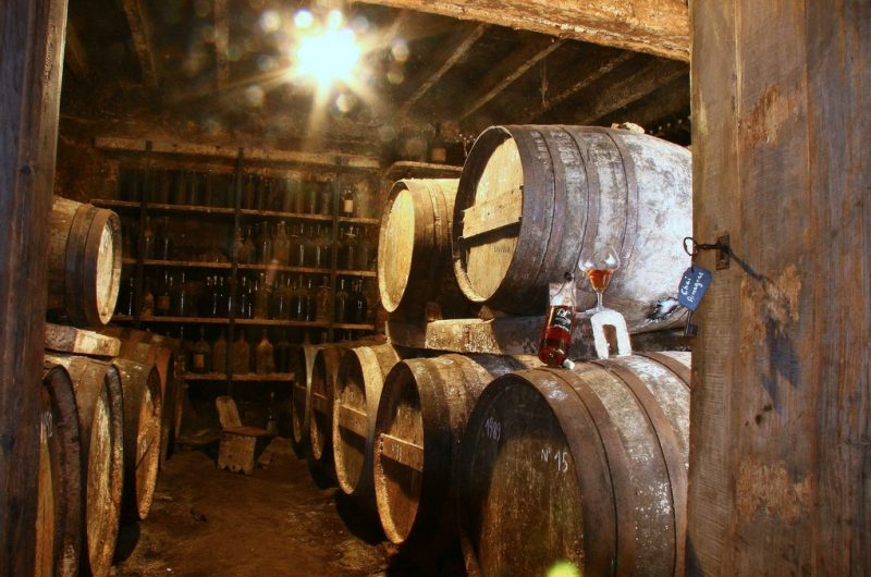 Producteur—Armagnac—Hontanx—Domaine-de-Lassaubatju–Chai-2