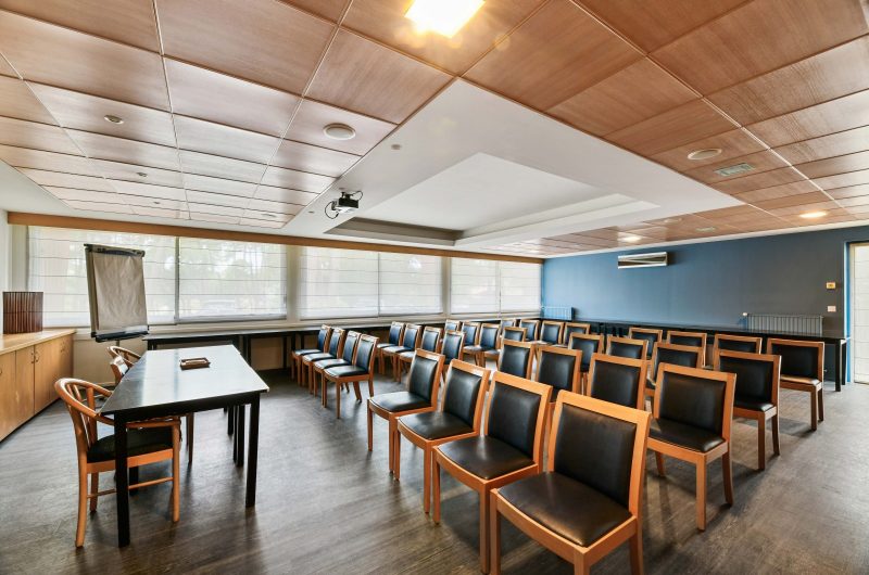 SALLE DE REUNION EN THEATRE