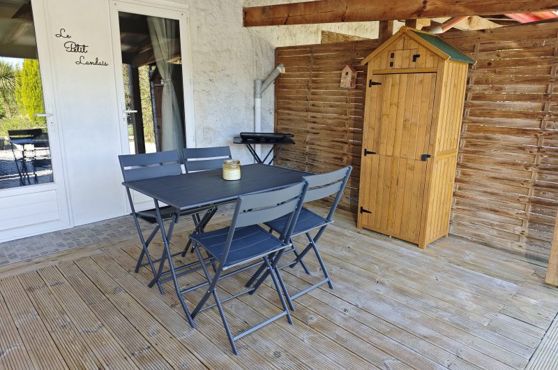 Table de repas terrasse ©Blond