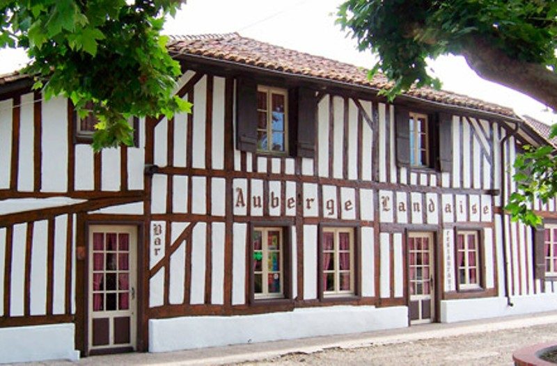 auberge-landaise-lue