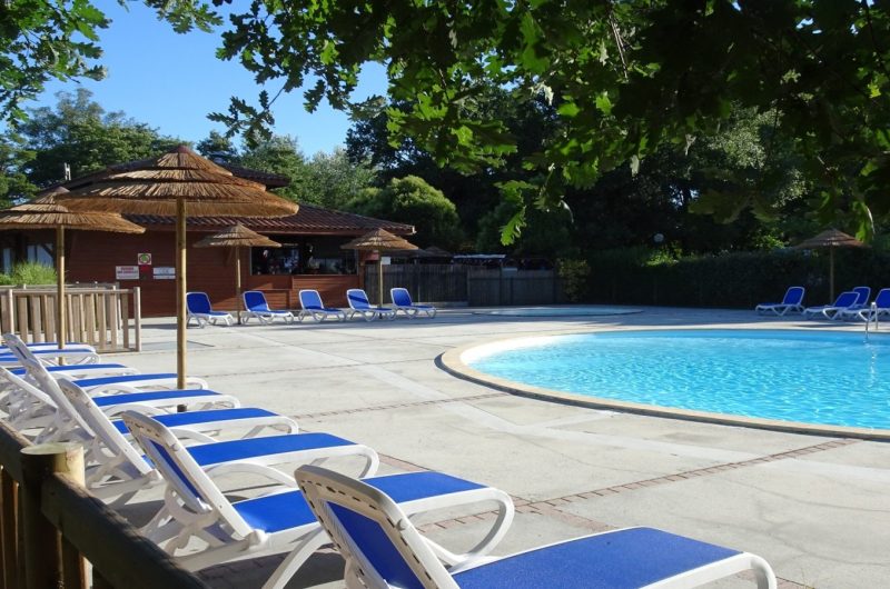 camping-lac-ste-eulalie-piscine