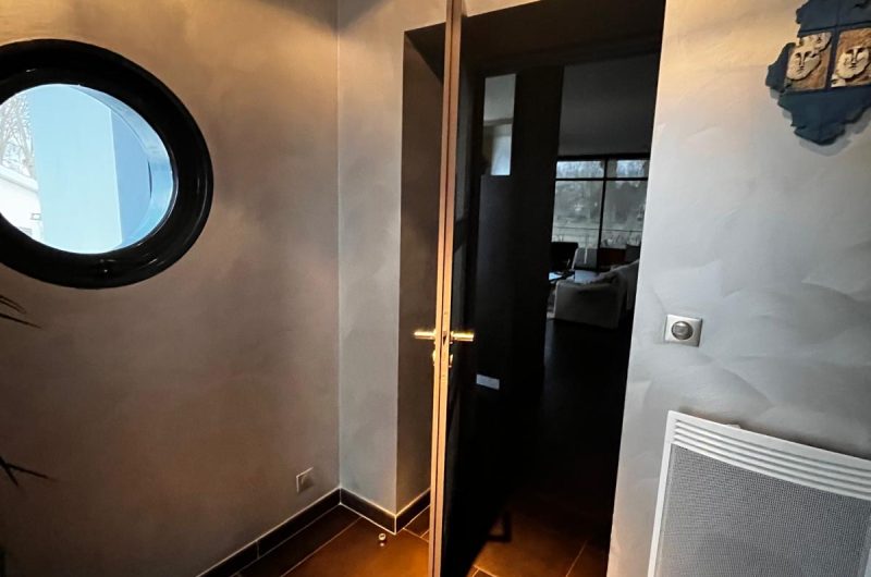 fb70296d-d60a-4ef9-b02a-d95acbfd73a3