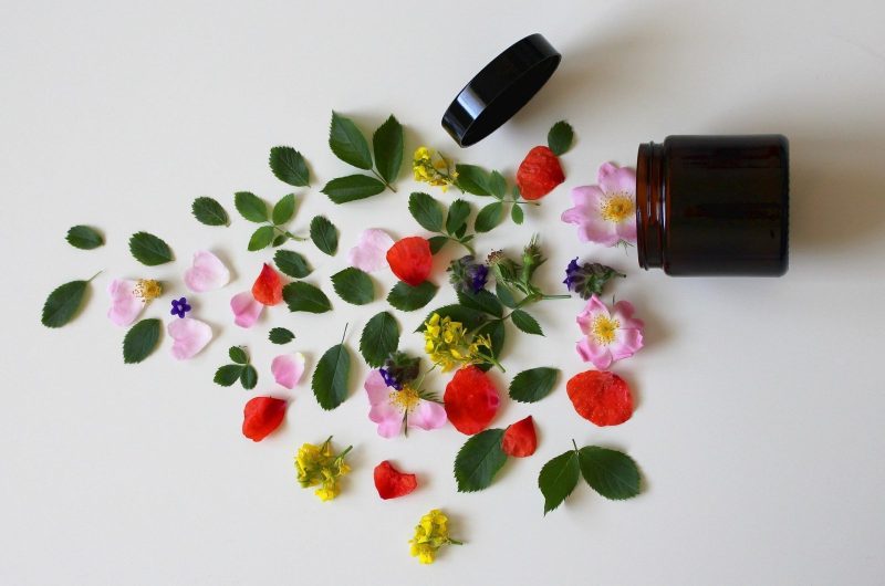 natural-cosmetics-ge0353ce1a_1920