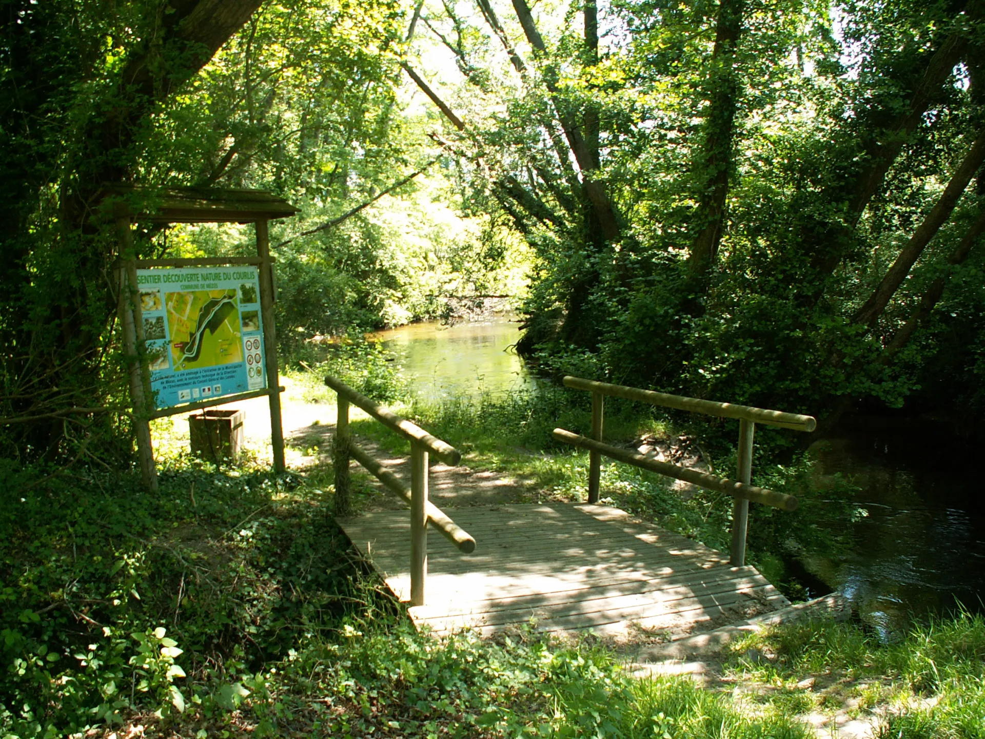 A Mézos, sentier du Courlis