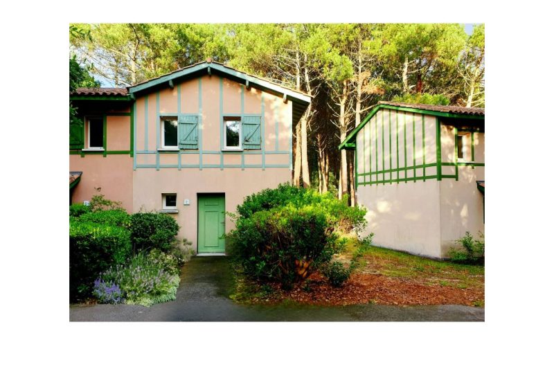 villa-lapantoufle façade-soustons-plage-